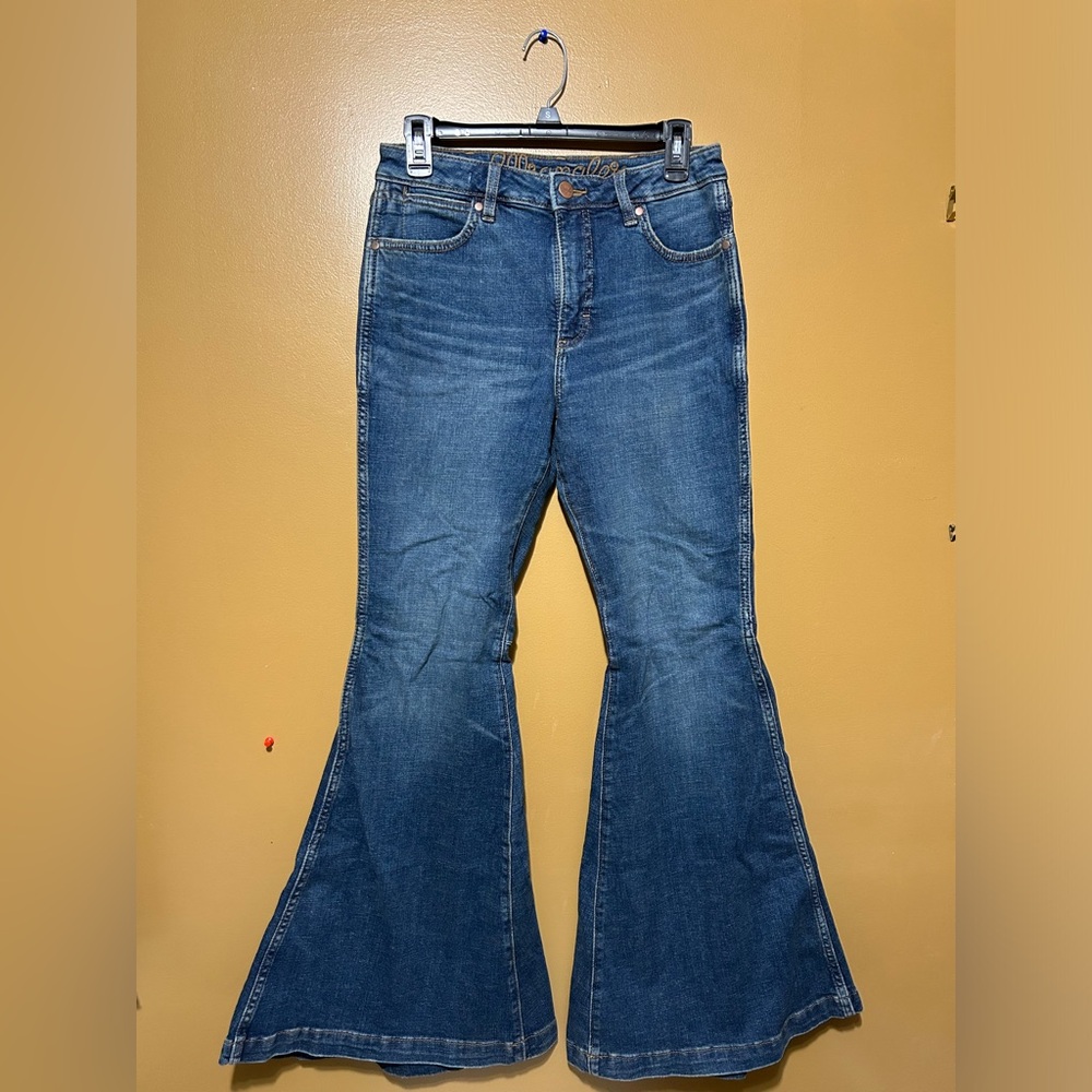 Size 5 high waisted wrangler bell bottoms